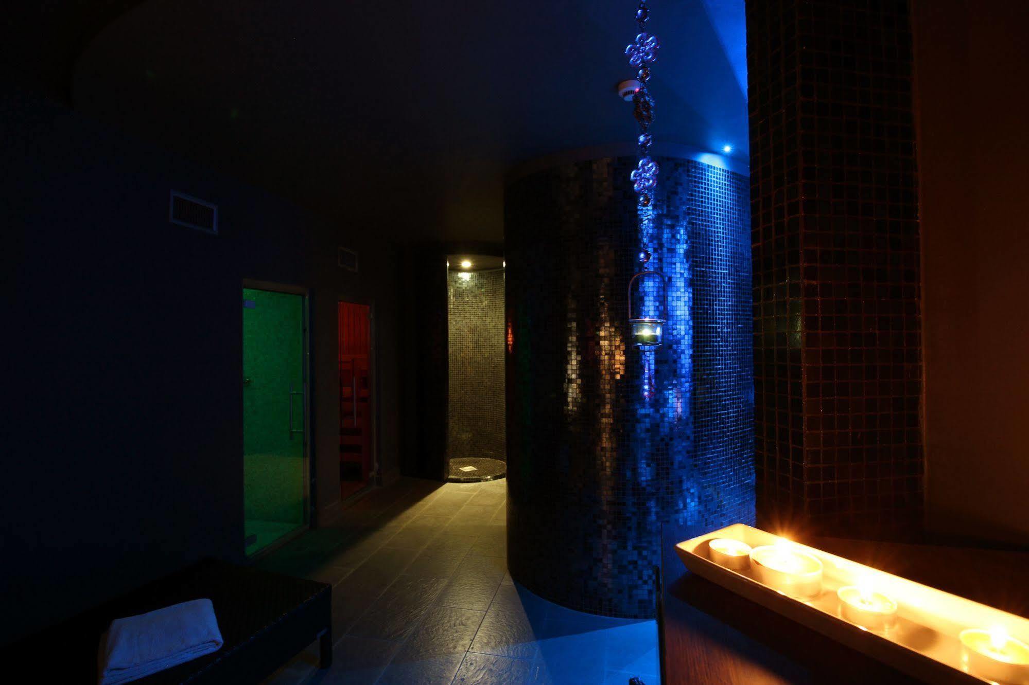 Hotel For You Cernusco Sul Naviglio Dış mekan fotoğraf